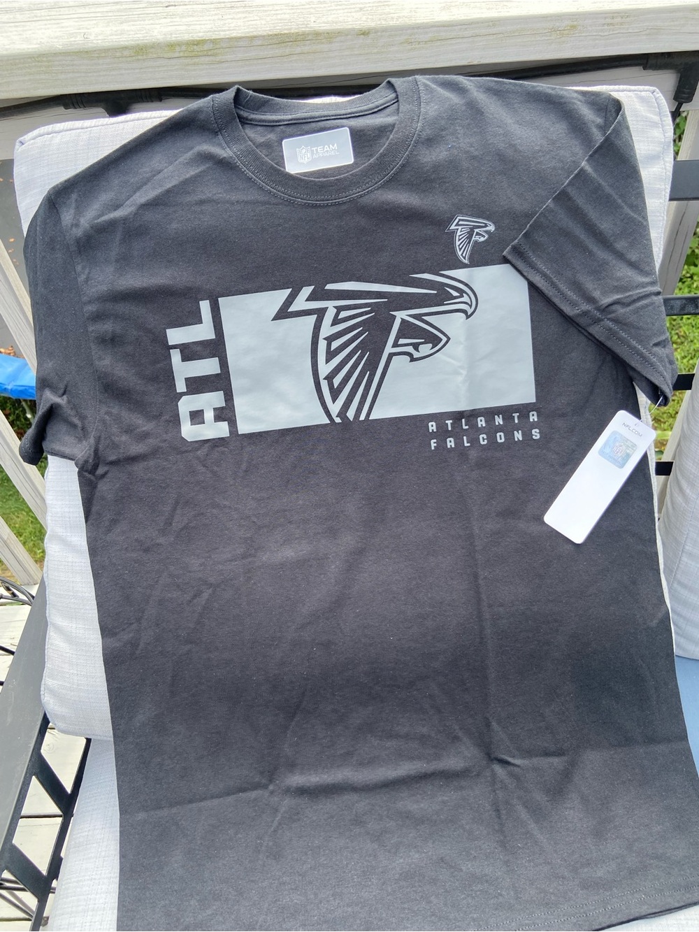 NFL Atlanta Falcons Black Graphic Tee with Gray Logo